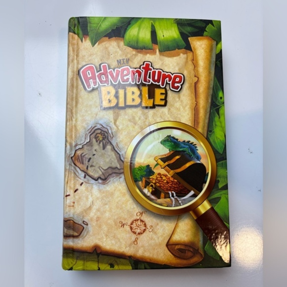 Adventure Bible hardcover‎ book